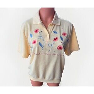 Vintage Women’s Yellow Embroidered Polo Shirt Size M Floral Granny Grandma